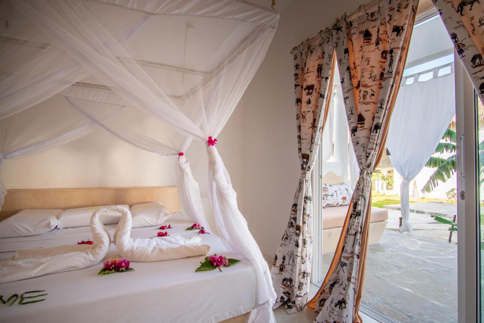 Nyota 11 - Jua Resort Watamu Exterior foto
